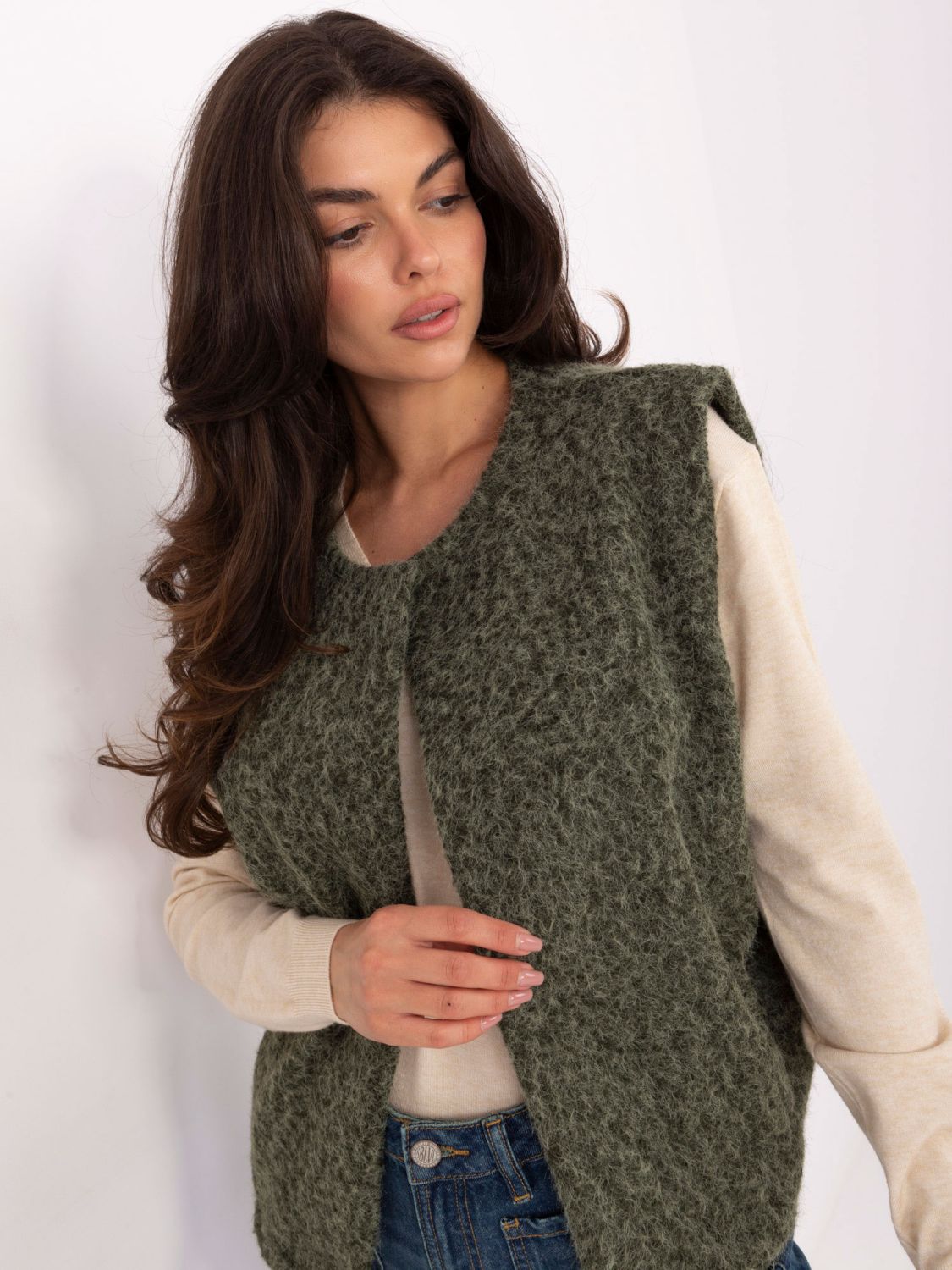 Gilet in maglia khaki con tasche, stile casual