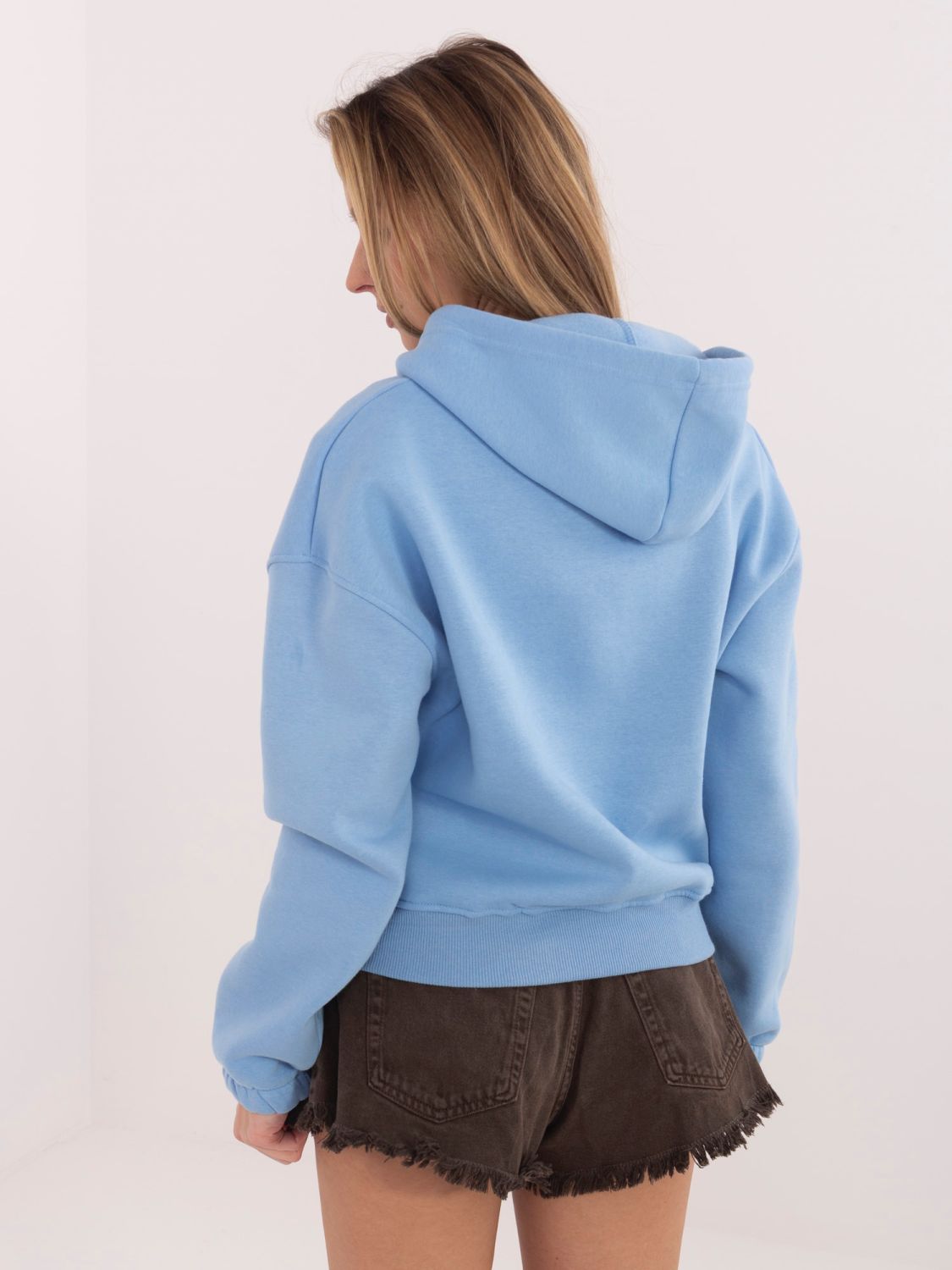 Felpa corta blu con cappuccio e zip