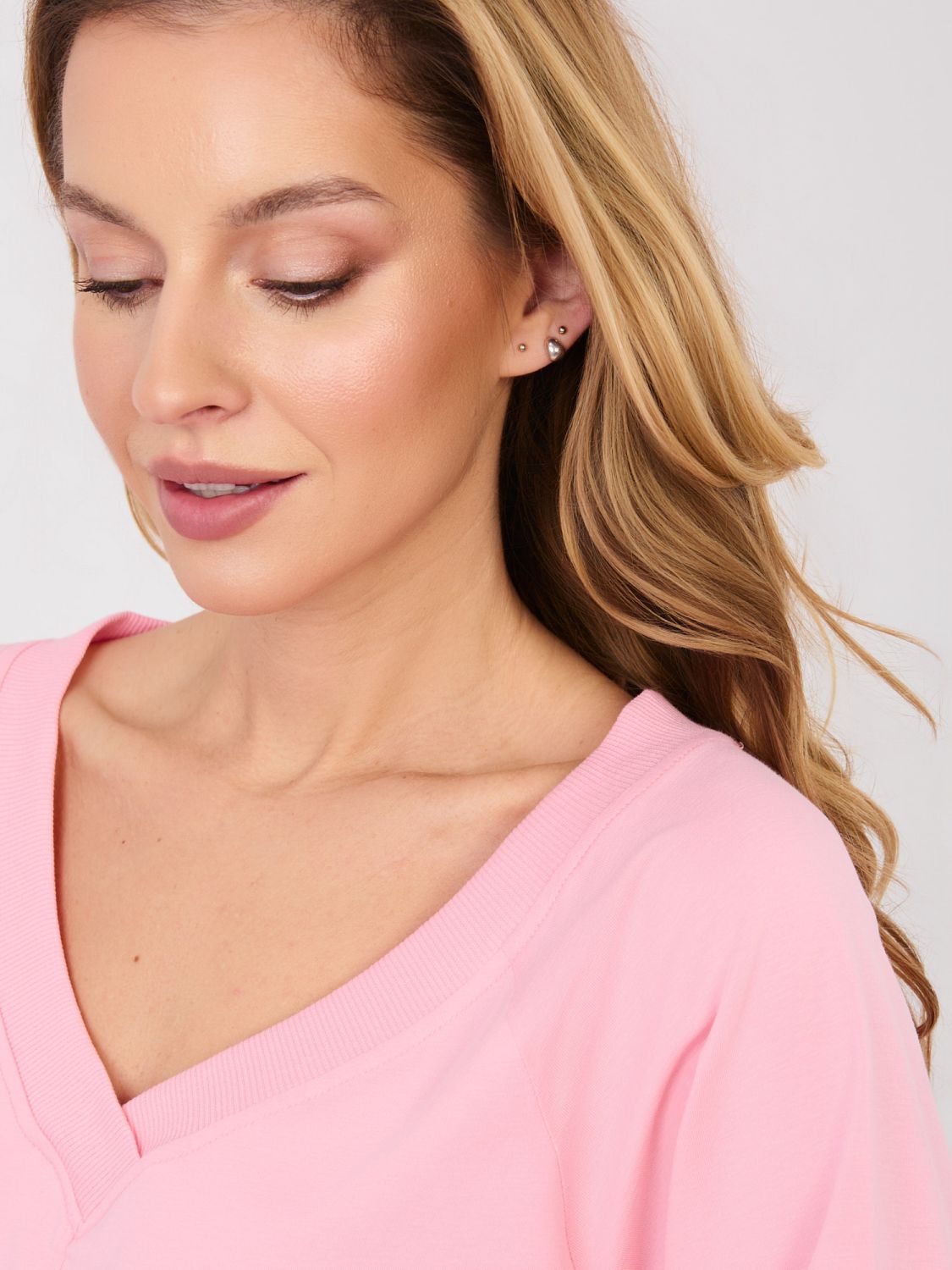 Abito rosa in cotone con maniche 3/4 e scollo a V