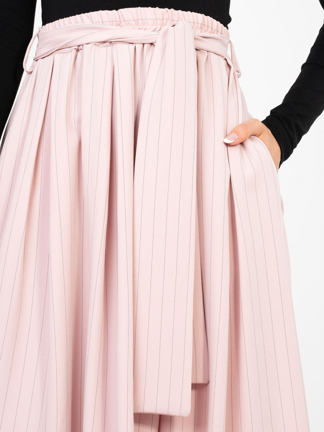 Gonna midi rosa elegante a righe con cintura