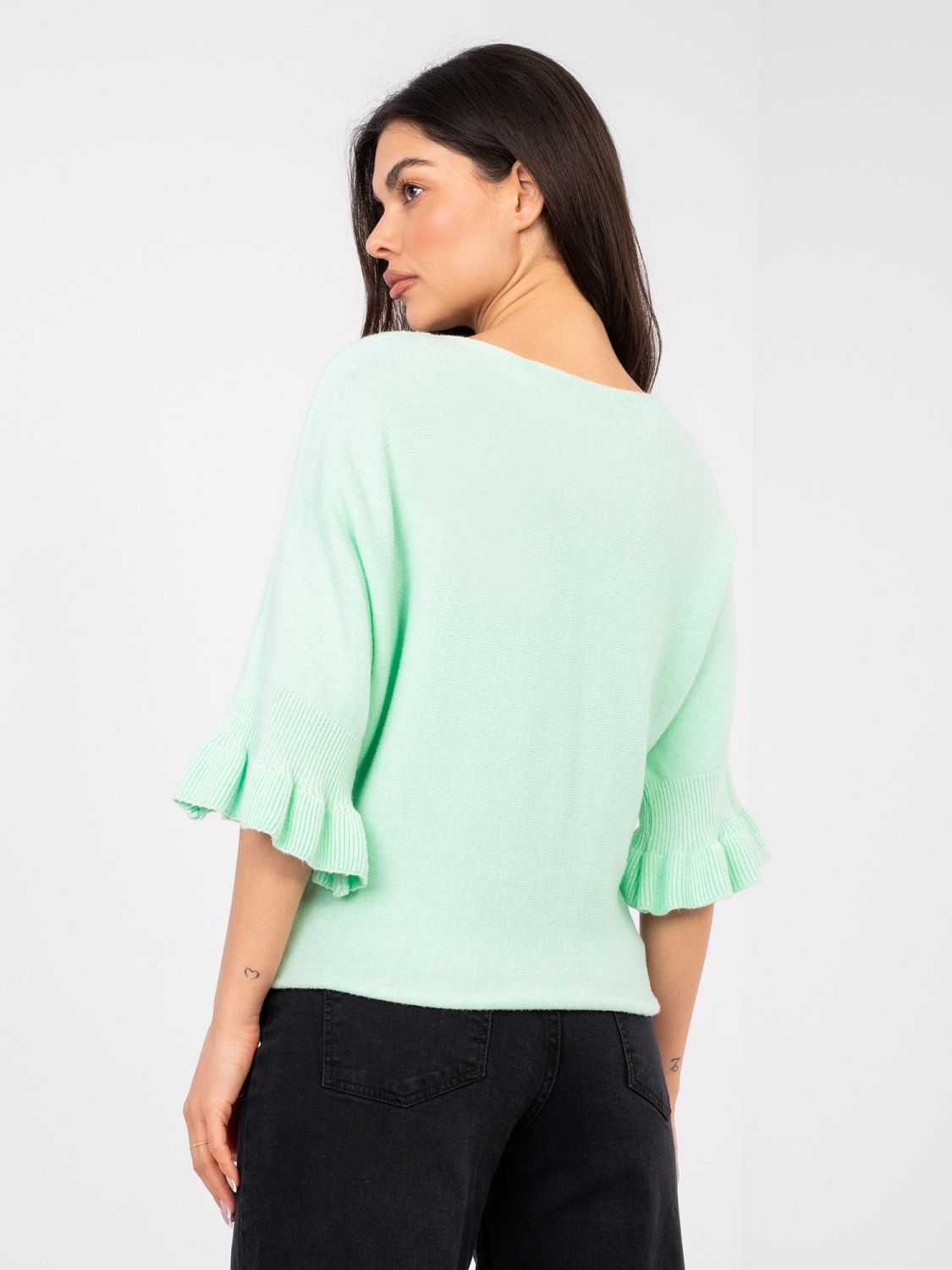 Elegante maglione menta con volant e maniche 3/4