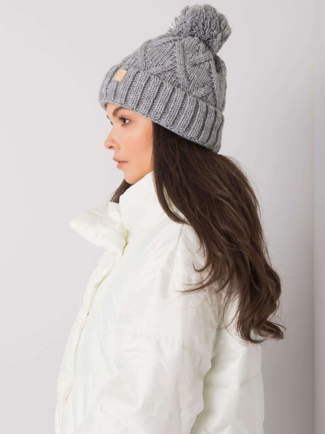 Cappello invernale grigio con fodera