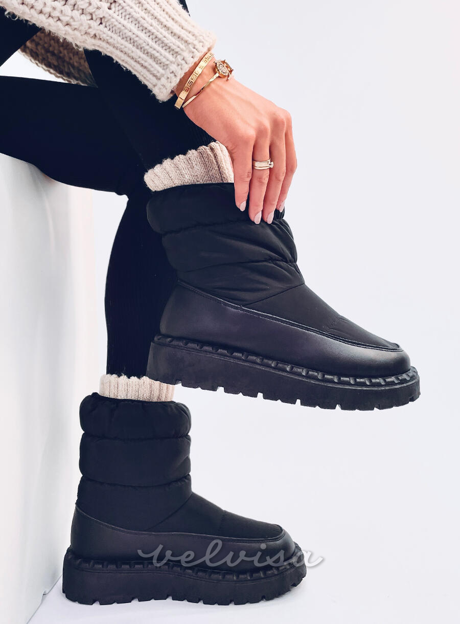Crne prošivene cipele za snijeg s platformom