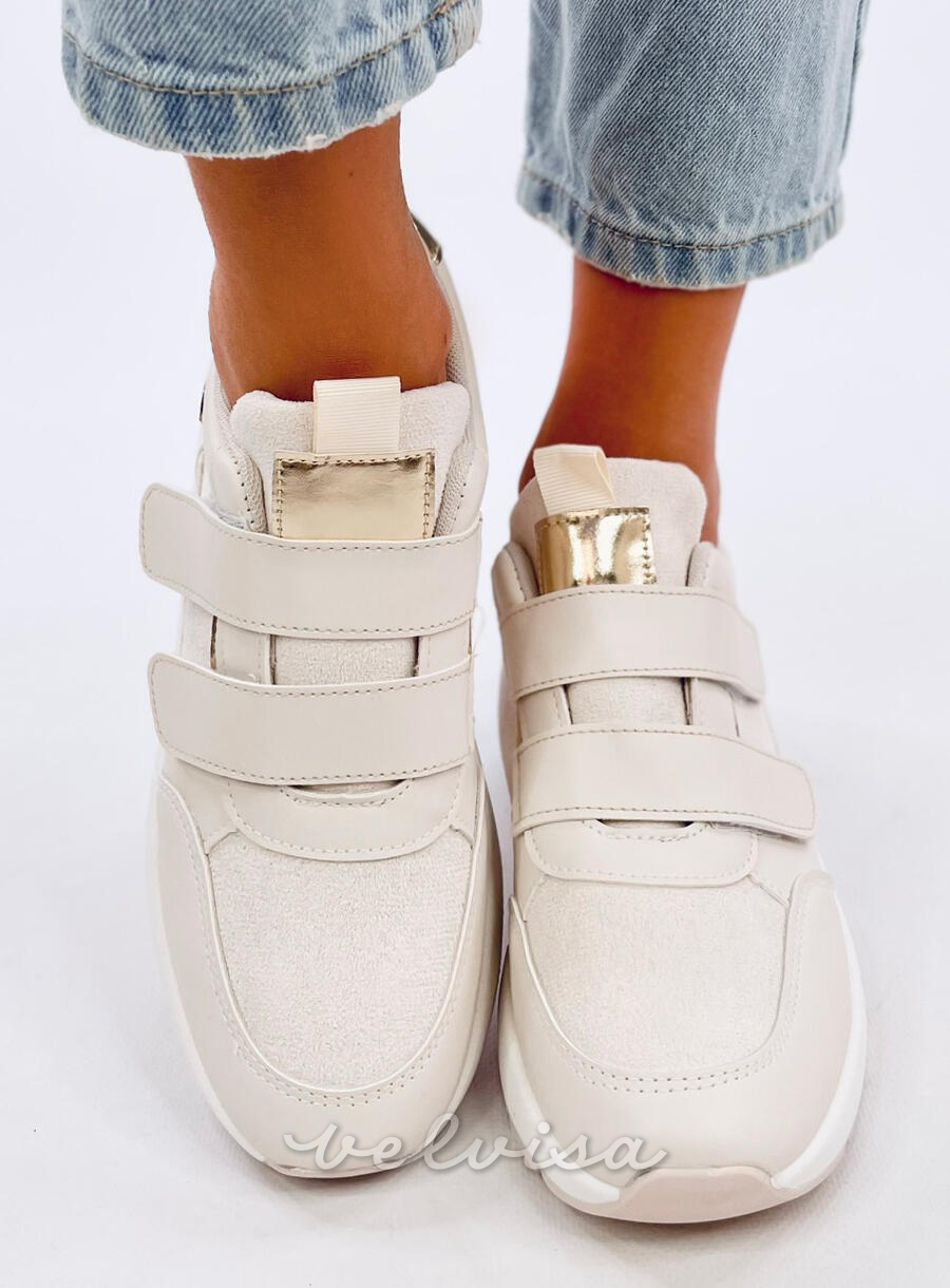 Sneakers con velcro e zeppa panna