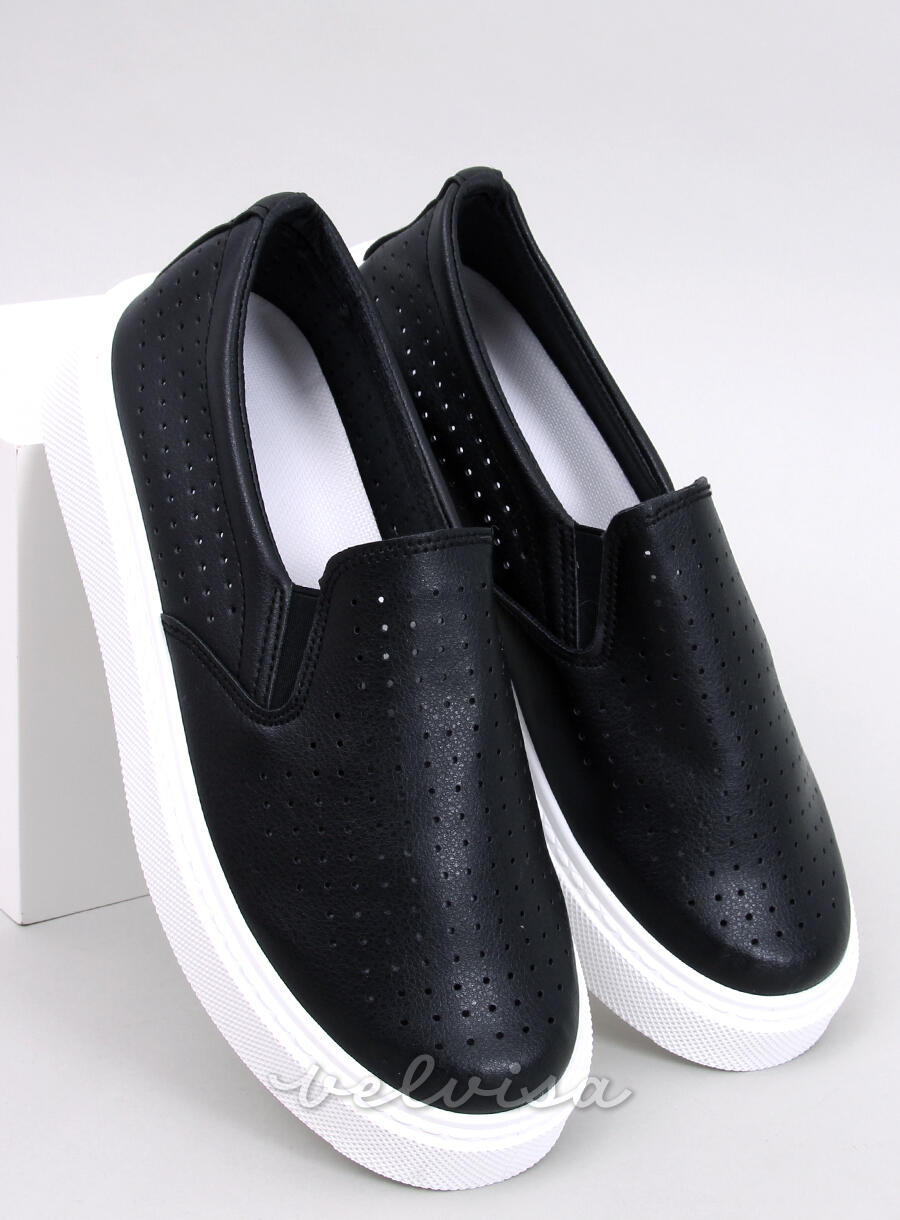 Sneakers slip-on traforate nere