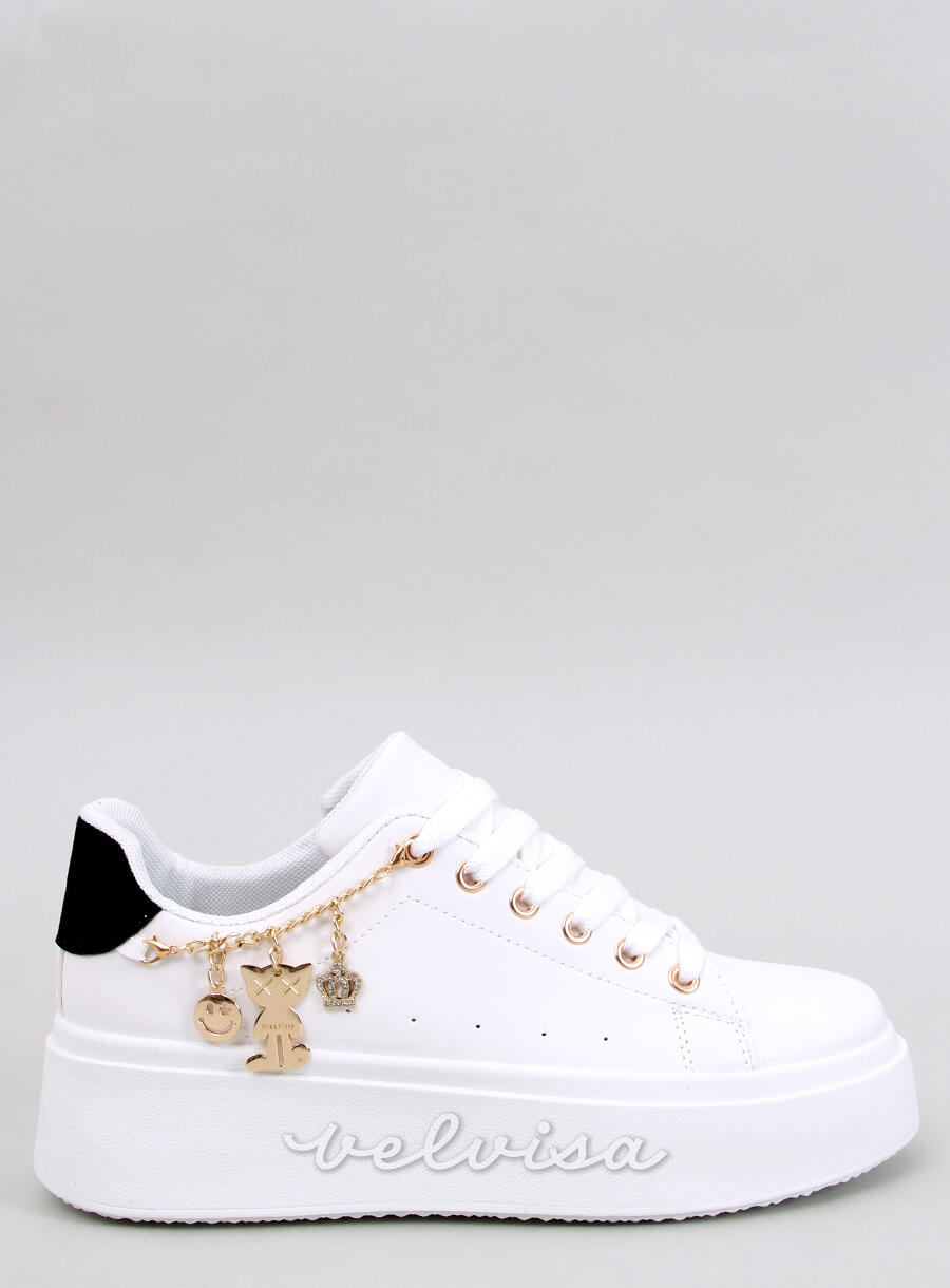 Sneakers bianche da donna con catena dorata