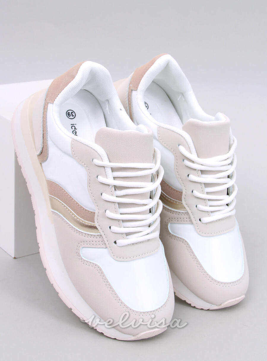 Sneakers beige chiaro con dettaglio metallico