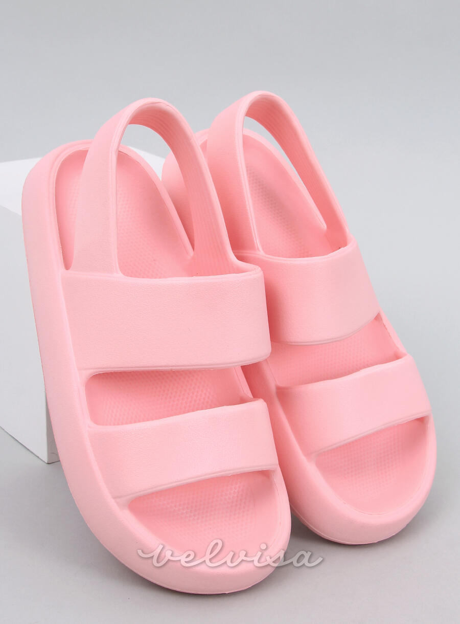 Svijetlo ružičaste pjenaste sandale