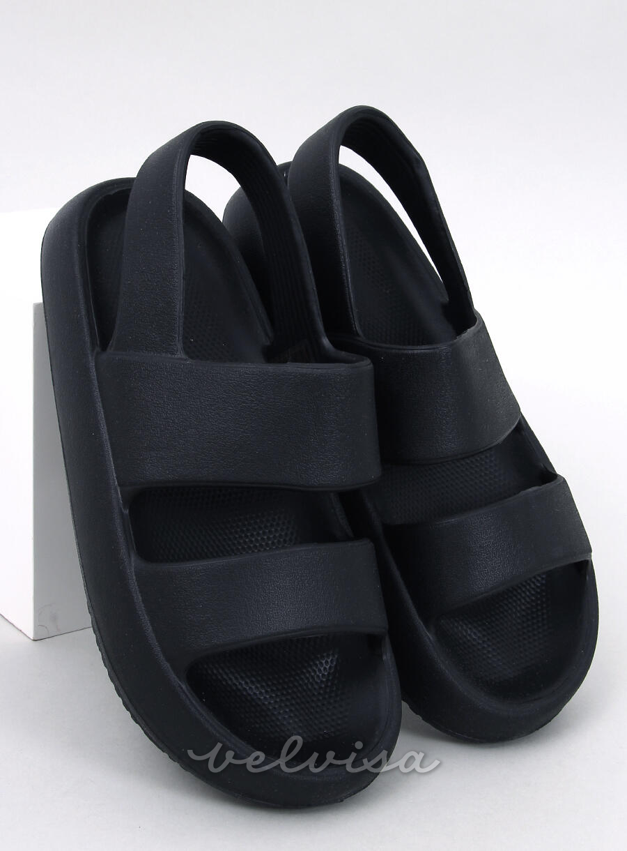 Crne pjenaste sandale