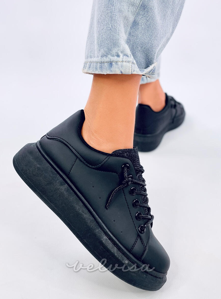 Sneakers nere ALL BLACK