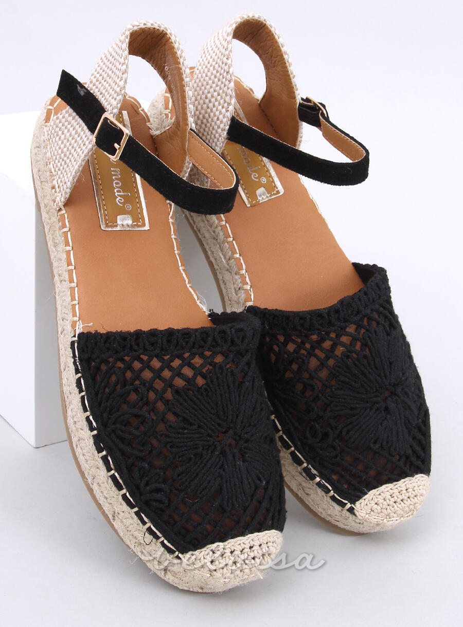 Espadrillas nere con tomaia in pizzo