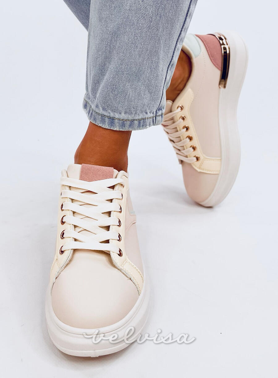 Sneakers beige con elementi pastello