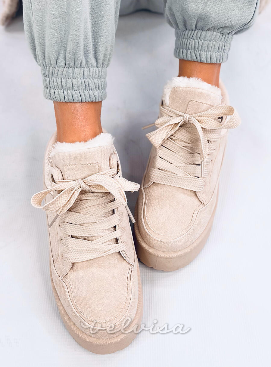 Scneakers invernali beige su piattaforma alta