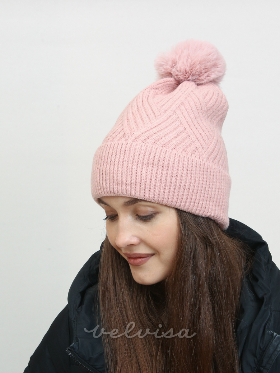Zimska pletena kapa u ružičastoj boji