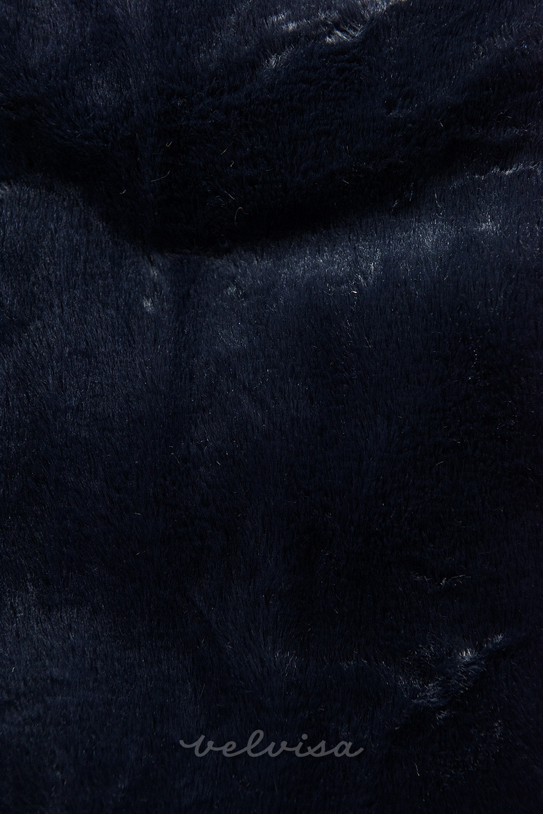 Giacca invernale blu scuro con ampio cappuccio