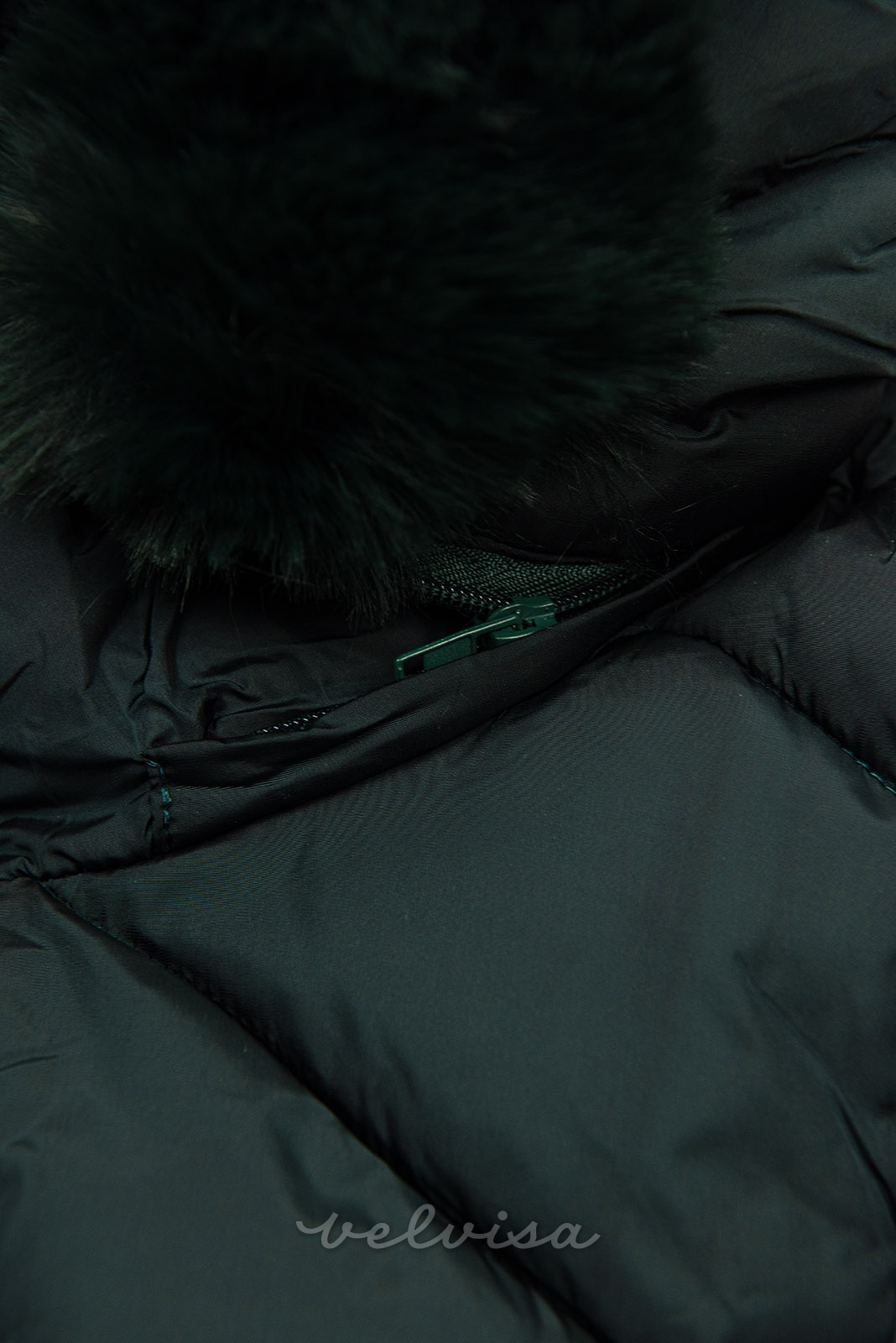 Giacca invernale trapuntata verde scuro con cappuccio removibile