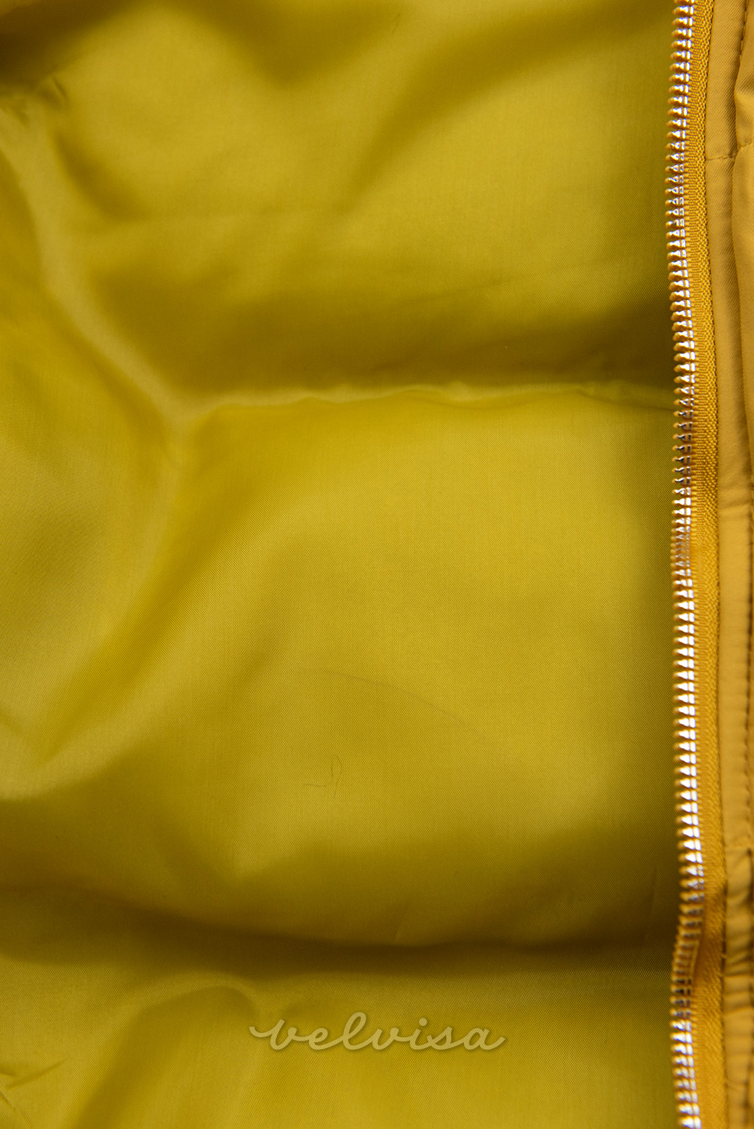 Gilet trapuntato giallo con cappuccio