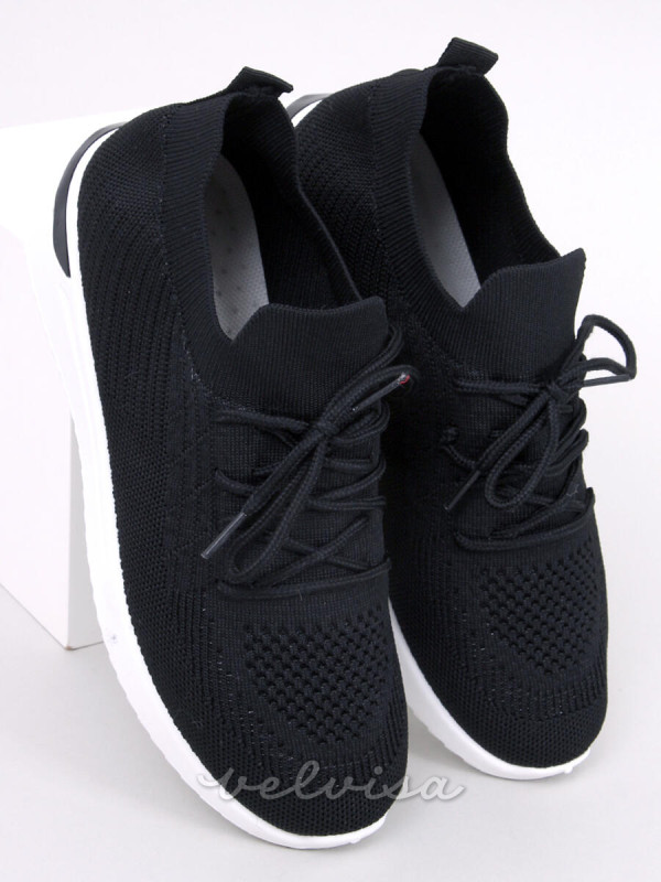 Sneakers nere da donna realizzate in tessuto elastico