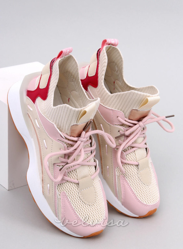 Sneaker rosa con accenti colorati