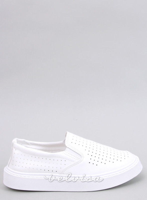 Sneakers slip-on traforate bianche