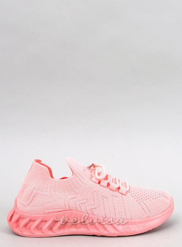 Sneakers realizzate in tessuto elastico rosa chiaro