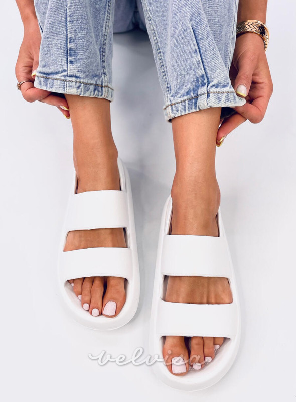 Bijele pjenaste sandale