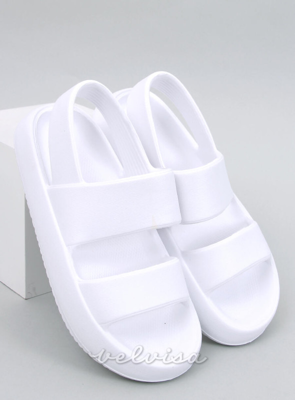 Bijele pjenaste sandale