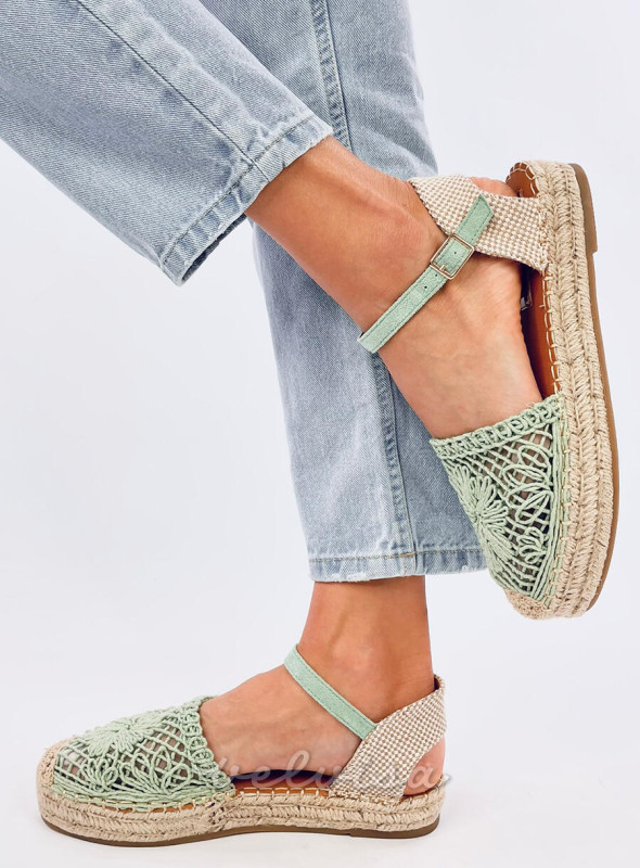 Espadrillas verde chiaro con tomaia in pizzo