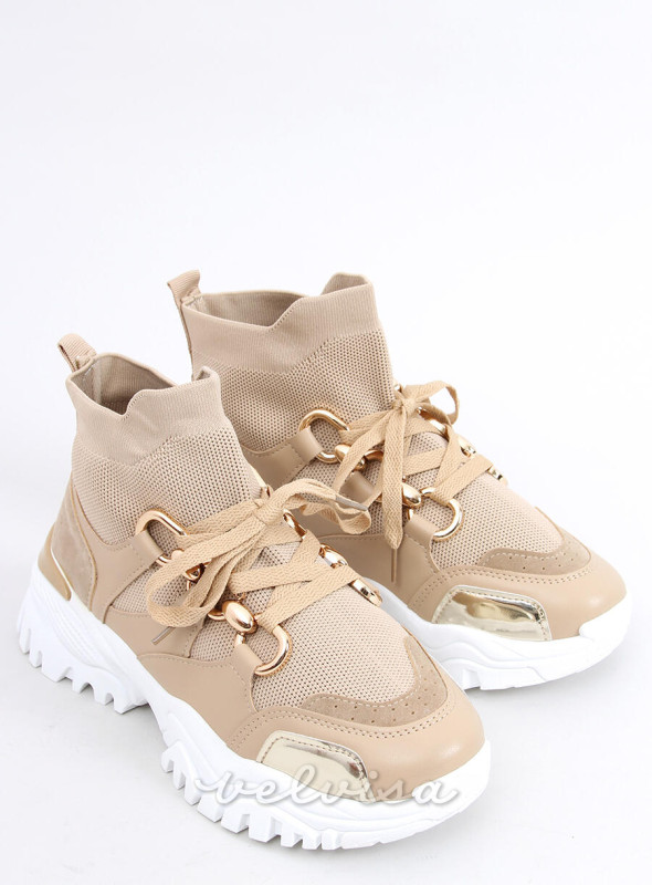 Sneakers beige su piattaforma con parte superiore elastica