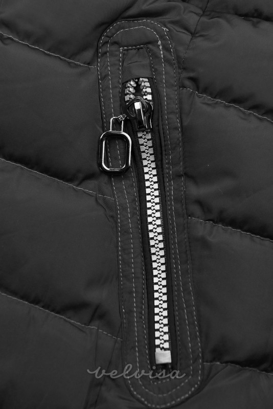 Zimska prošivena jakna s kapuljačom crna