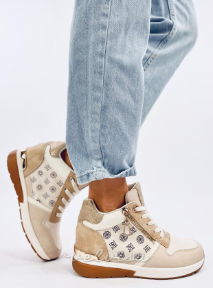 Sneakers beige chiaro con tacco alto con motivo