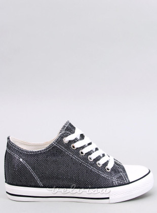 Sneakers nere con tacco nascosto