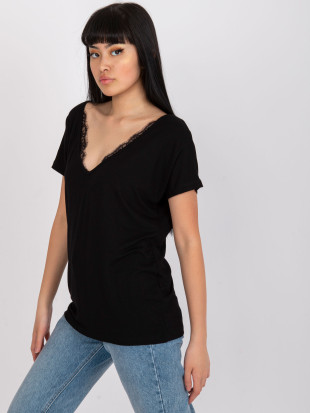 Elegante T-shirt nera con pizzo