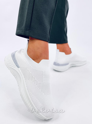 Sneakers bianche con tomaia elastica