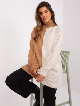 Maglione bicolore camel-beige con colletto