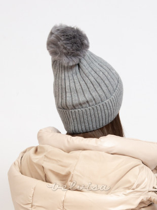 Cappello invernale grigio con pompon