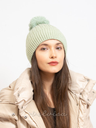 Cappello invernale verde chiaro con pompon