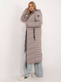 Cappotto lungo beige con fodera