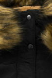 Parka invernale nera con peluche marrone