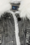 Giubbotto in denim grigio con pelliccia bianca