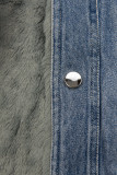 Giubbotto in denim blu con pelliccia grigia