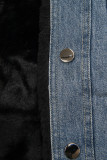Giubbotto in denim blu con pelliccia nera