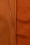 Felpa terracotta con fodera colorata nel cappuccio