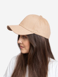 Cappellino beige dal taglio basic