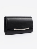 Elegante borsa nera con catena