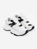 Sneakers bianche con suola spessa