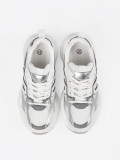 Sneakers bianche con dettagli argentati