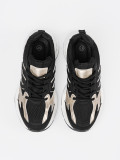 Sneakers nere con dettagli dorati