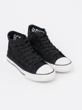 Sneakers nere perforate