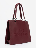 Borsa tote bordeaux con scritta in rilievo